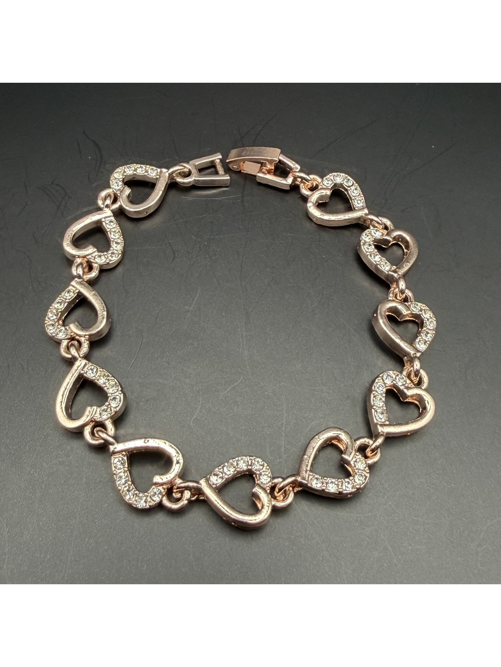 candy+clover Rose Gold Heart Link Bracelet with Sparkling Rhinestones